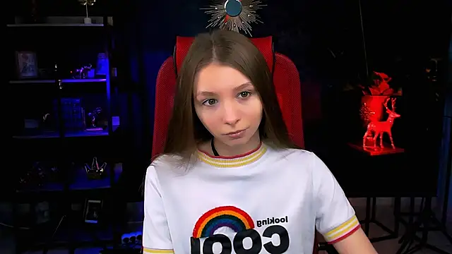 JulieDaniel online show from April 9, 4:25 am