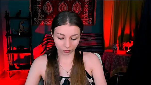 JulieDaniel online show from December 5, 4:22 am