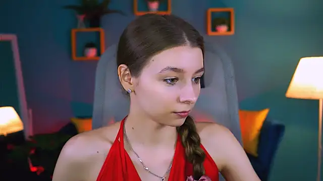 JulieDaniel online show from October 28, 4:24 am