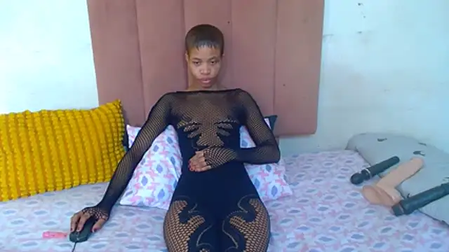 SexyChantyBabe25 online show from April 3, 12:33 pm