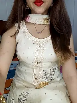 Hot malika19 online show from April 18, 9:22 am