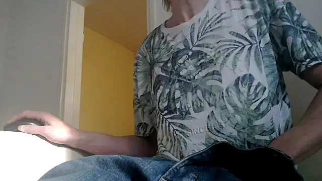 k74robert online show from October 26, 12:16 pm