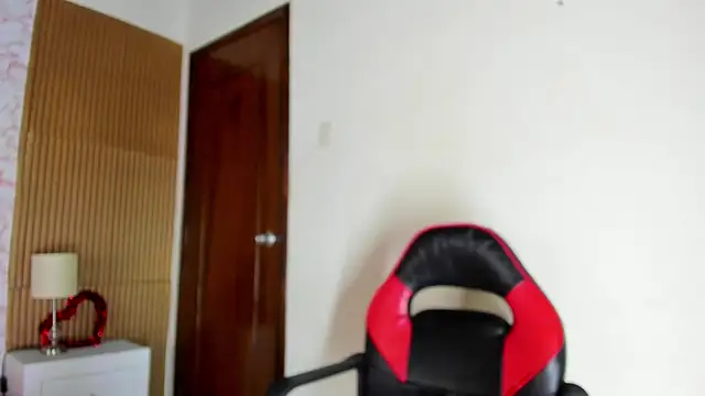 LilihtMature online show from April 23, 5:14 pm