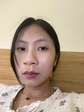 Lil-Gi online show from September 12, 3:34 pm