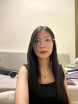 Lil-Gi online show from December 21, 3:25 pm