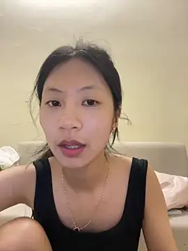 Lil-Gi online show from October 4, 4:41 pm