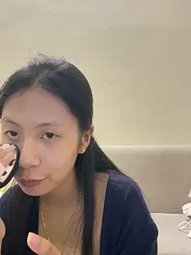 Lil-Gi online show from October 23, 3:21 pm