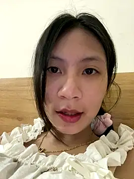 Lil-Gi online show from September 15, 3:34 pm