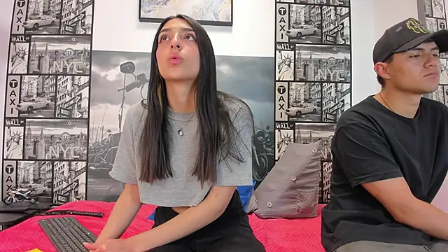 Snapshot of Light_Haze chatting on October 30, 4:37 pm Light Haze online show from October 30, 4:37 pm