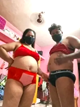 biggbobbsgirl online show from March 25, 2:23 am