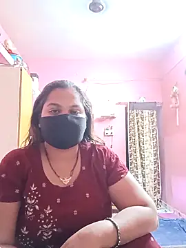 Snapshot of biggbobbsgirl chatting on February 17, 6:16 pm biggbobbsgirl online show from February 17, 6:16 pm