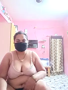 biggbobbsgirl online show from March 5, 2:19 am