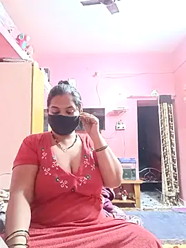 Snapshot of biggbobbsgirl chatting on January 11, 5:42 pm biggbobbsgirl online show from January 11, 5:42 pm