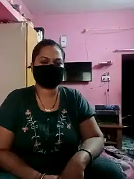 Snapshot of biggbobbsgirl chatting on February 21, 3:19 am biggbobbsgirl online show from February 21, 3:19 am