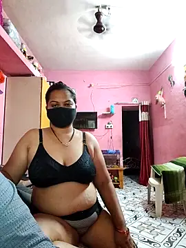 biggbobbsgirl online show from April 8, 2:24 am