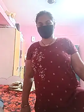 biggbobbsgirl online show from November 17, 6:01 pm