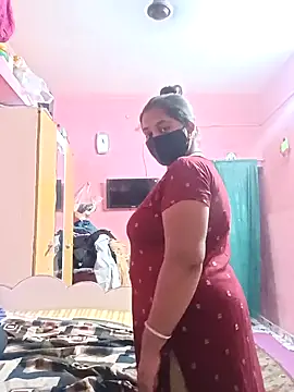 biggbobbsgirl online show from October 23, 6:28 pm