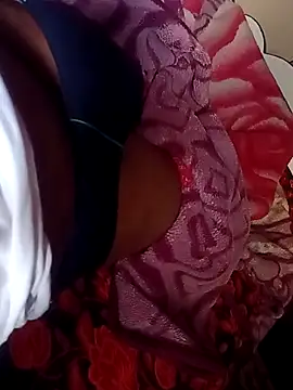 biggbobbsgirl online show from December 4, 2:54 am