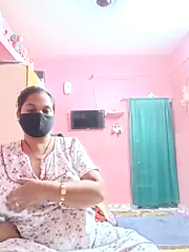 biggbobbsgirl online show from December 5, 6:17 pm