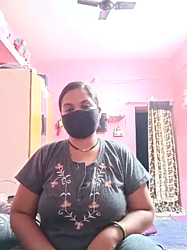 biggbobbsgirl online show from December 19, 6:21 pm