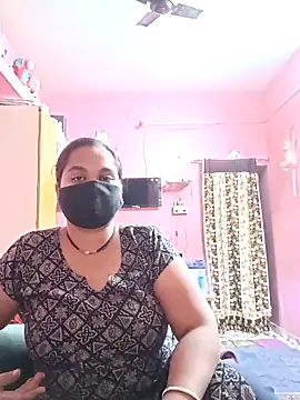 Snapshot of biggbobbsgirl chatting on December 22, 5:57 pm biggbobbsgirl online show from December 22, 5:57 pm