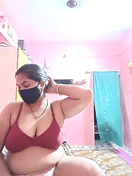 biggbobbsgirl online show from October 3, 7:04 pm