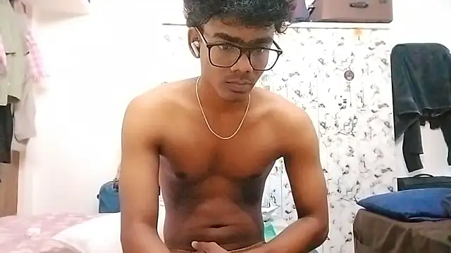 Snapshot of Rahulisagoodguy chatting on October 23, 10:36 am Rahulisagoodguy online show from October 23, 10:36 am