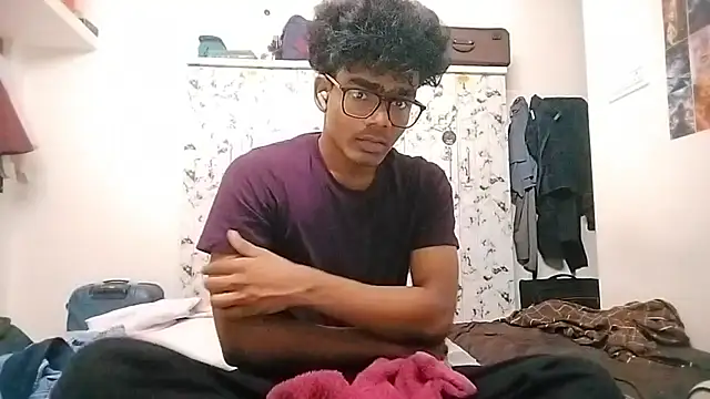 Snapshot of Rahulisagoodguy chatting on November 3, 12:42 pm Rahulisagoodguy online show from November 3, 12:42 pm