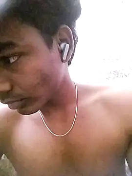 Snapshot of Rahulisagoodguy chatting on November 20, 11:33 am Rahulisagoodguy online show from November 20, 11:33 am