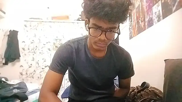 Snapshot of Rahulisagoodguy chatting on November 10, 6:07 am Rahulisagoodguy online show from November 10, 6:07 am