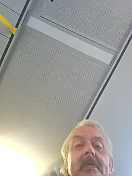 Snapshot of Fonse1860 chatting on December 16, 9:24 am Fonse1860 online show from December 16, 9:24 am