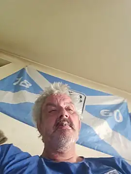 Snapshot of Fonse1860 chatting on June 21, 7:03 am Fonse1860 online show from June 21, 7:03 am