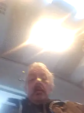 Snapshot of Fonse1860 chatting on December 5, 9:30 am Fonse1860 online show from December 5, 9:30 am