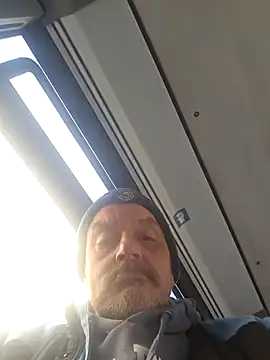 Snapshot of Fonse1860 chatting on February 10, 9:30 am Fonse1860 online show from February 10, 9:30 am