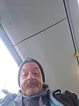 Snapshot of Fonse1860 chatting on January 14, 9:24 am Fonse1860 online show from January 14, 9:24 am