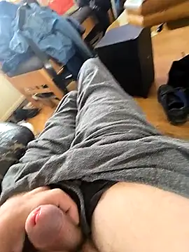 Snapshot of Fonse1860 chatting on February 26, 8:14 am Fonse1860 online show from February 26, 8:14 am