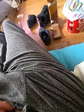 Snapshot of Fonse1860 chatting on February 8, 9:18 am Fonse1860 online show from February 8, 9:18 am