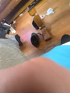 Snapshot of Fonse1860 chatting on November 3, 8:18 am Fonse1860 online show from November 3, 8:18 am