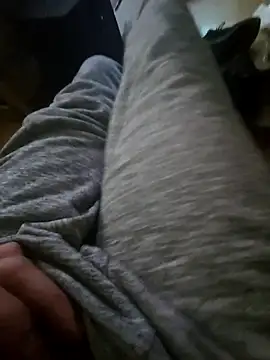 Snapshot of Fonse1860 chatting on December 4, 8:13 am Fonse1860 online show from December 4, 8:13 am