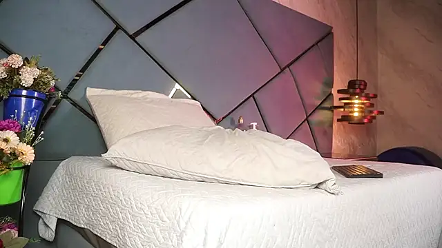 marcela rojas online show from March 31, 11:56 am