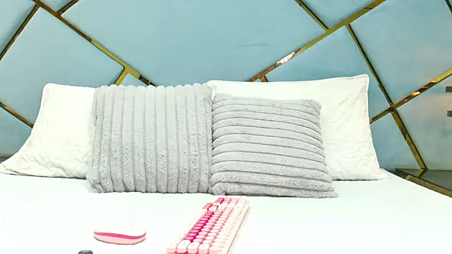 marcela rojas online show from October 15, 11:29 am