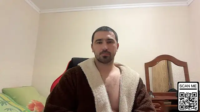 Snapshot of Hard_to_Obey chatting on December 21, 2:52 pm Hard to Obey online show from December 21, 2:52 pm