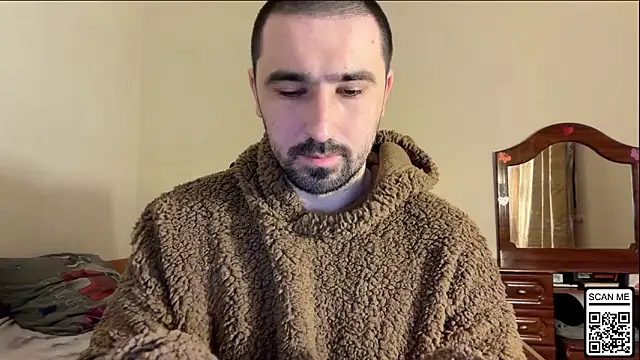 Snapshot of Hard_to_Obey chatting on February 26, 6:19 pm Hard to Obey online show from February 26, 6:19 pm