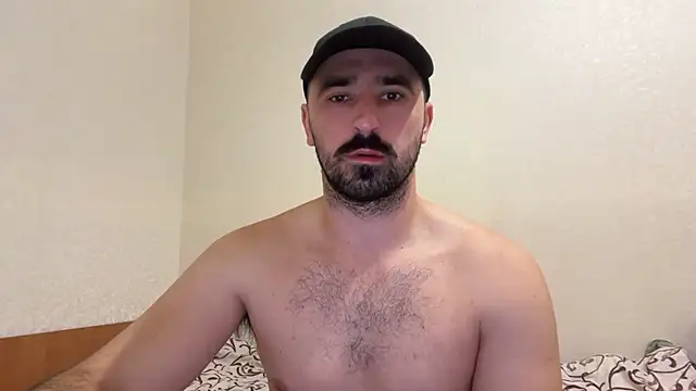 Snapshot of Hard_to_Obey chatting on October 17, 6:32 pm Hard to Obey online show from October 17, 6:32 pm