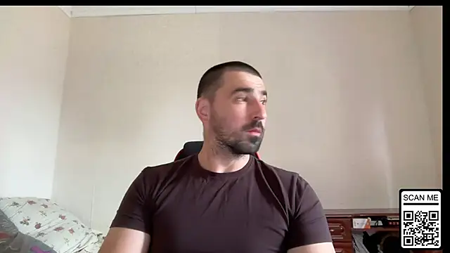 Snapshot of Hard_to_Obey chatting on July 4, 2:32 pm Hard to Obey online show from July 4, 2:32 pm