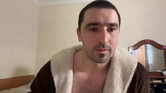 Snapshot of Hard_to_Obey chatting on February 14, 2:06 pm Hard to Obey online show from February 14, 2:06 pm