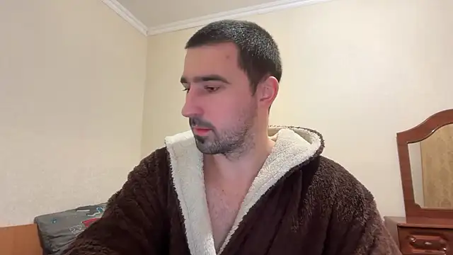 Snapshot of Hard_to_Obey chatting on January 17, 5:38 pm Hard to Obey online show from January 17, 5:38 pm