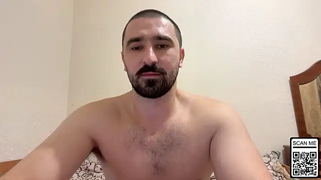 Snapshot of Hard_to_Obey chatting on October 21, 6:29 pm Hard to Obey online show from October 21, 6:29 pm