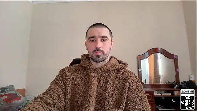 Snapshot of Hard_to_Obey chatting on February 22, 2:19 pm Hard to Obey online show from February 22, 2:19 pm