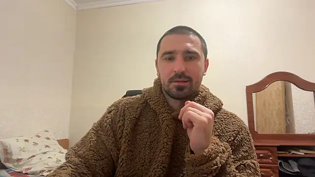 Snapshot of Hard_to_Obey chatting on January 31, 7:12 pm Hard to Obey online show from January 31, 7:12 pm